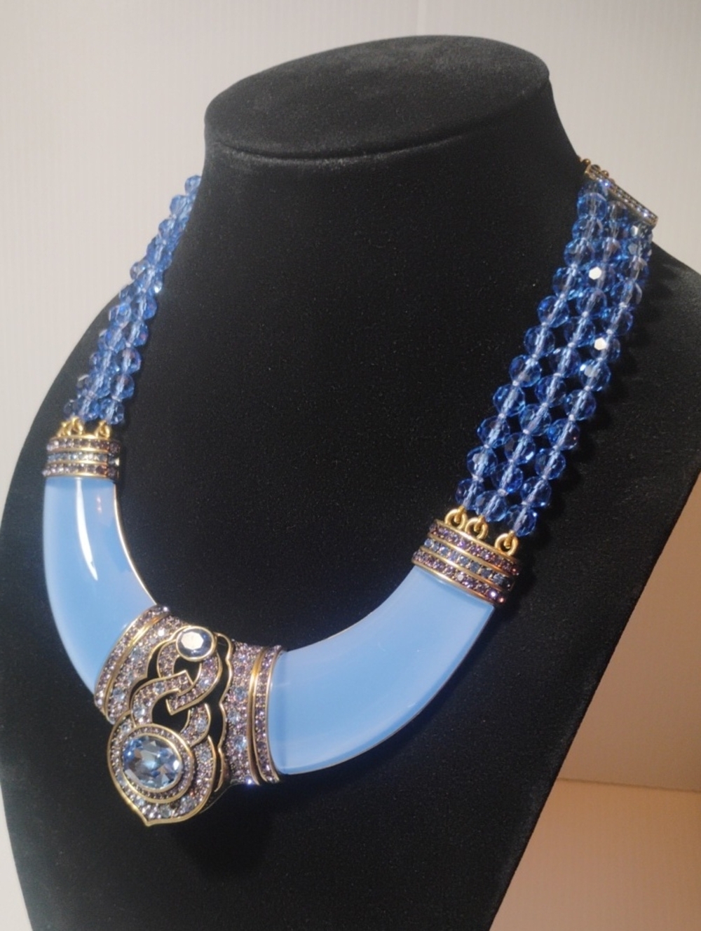 Heidi Daus Blue Resin Swarovski Crystal Necklace - Picture 6 of 7